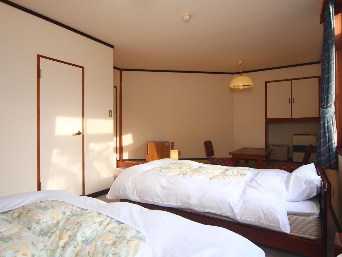 Guest Room Furusatomura Kogeikan Omachi  Exterior photo